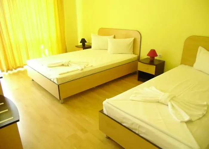 Anelia Family מלון